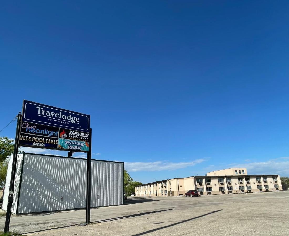 Travelodge By Wyndham Winnipeg Airport Exterior foto